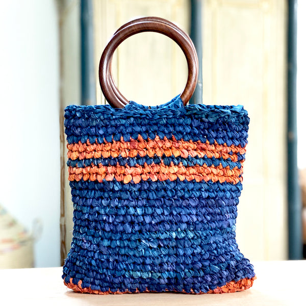 How do you crochet around a tote bag handle? : r/crochet