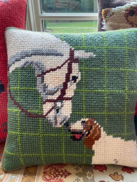 Stitching Pillows on Canvas: A Creative Adventure