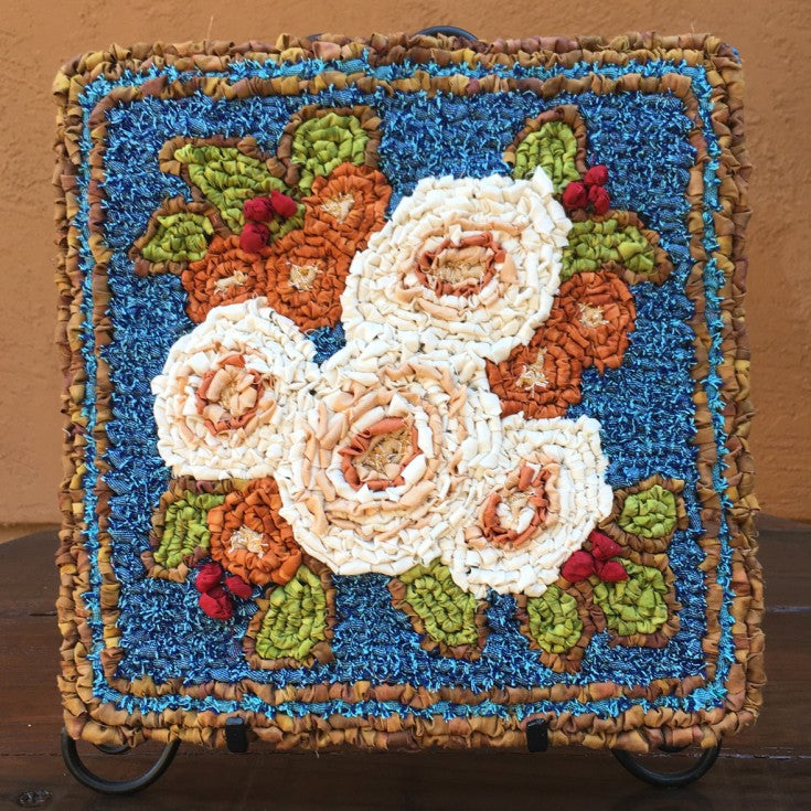 Winter Bouquet Locker Hooking Kit