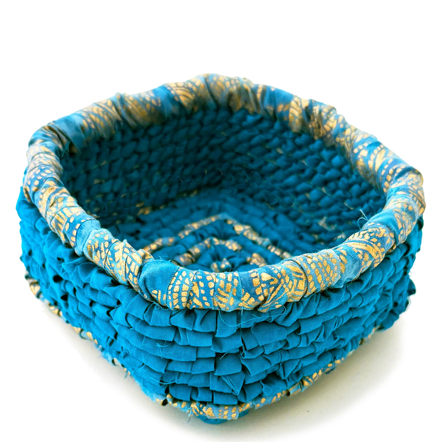 Small Treasures Basket Locker Hooking Kit
