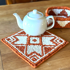 NEW! Folk Art Traditions Locker Hooked Mat - Pattern Download