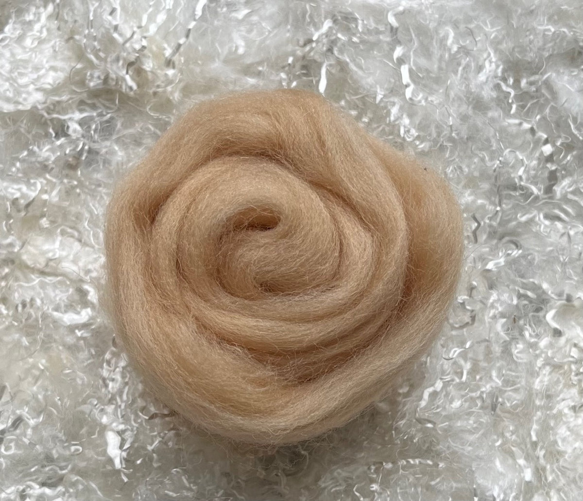 Beige dyed Corriedale wool top roving