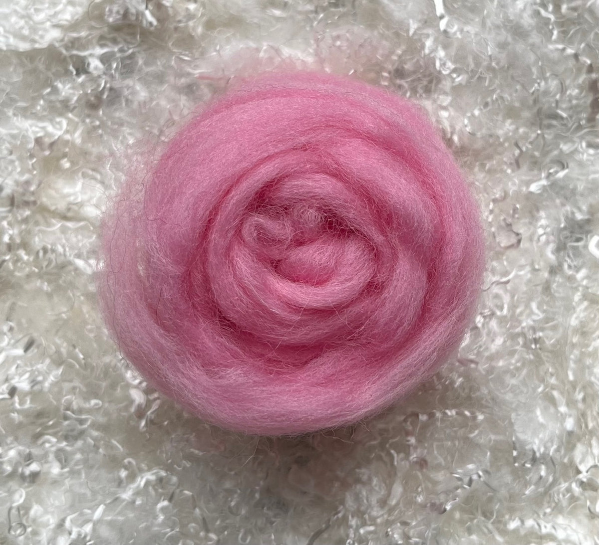 Pink dyed Corriedale wool top roving