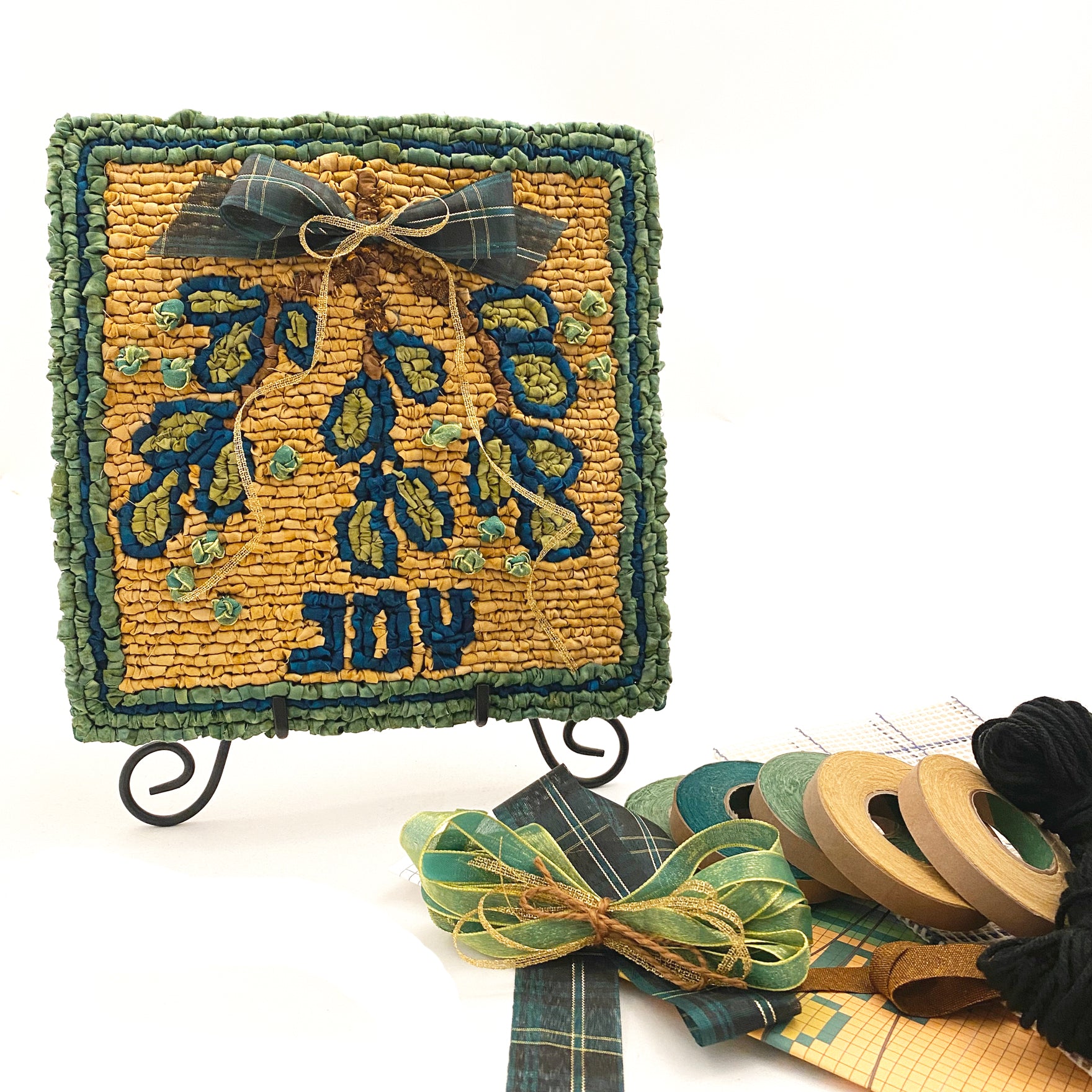 Holiday Panels - Peace Wreath & Mistletoe Joy