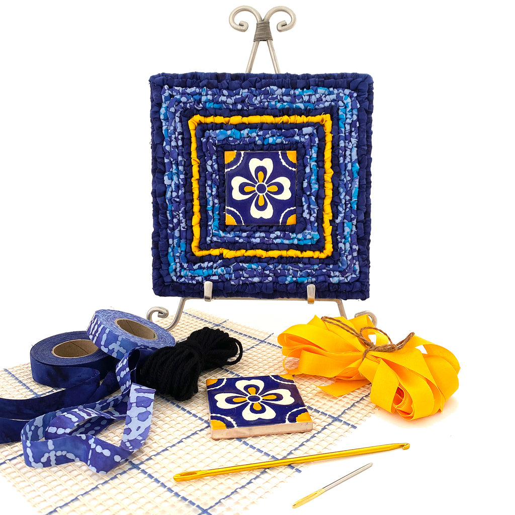 Studio Trivet Locker Hooking Kits