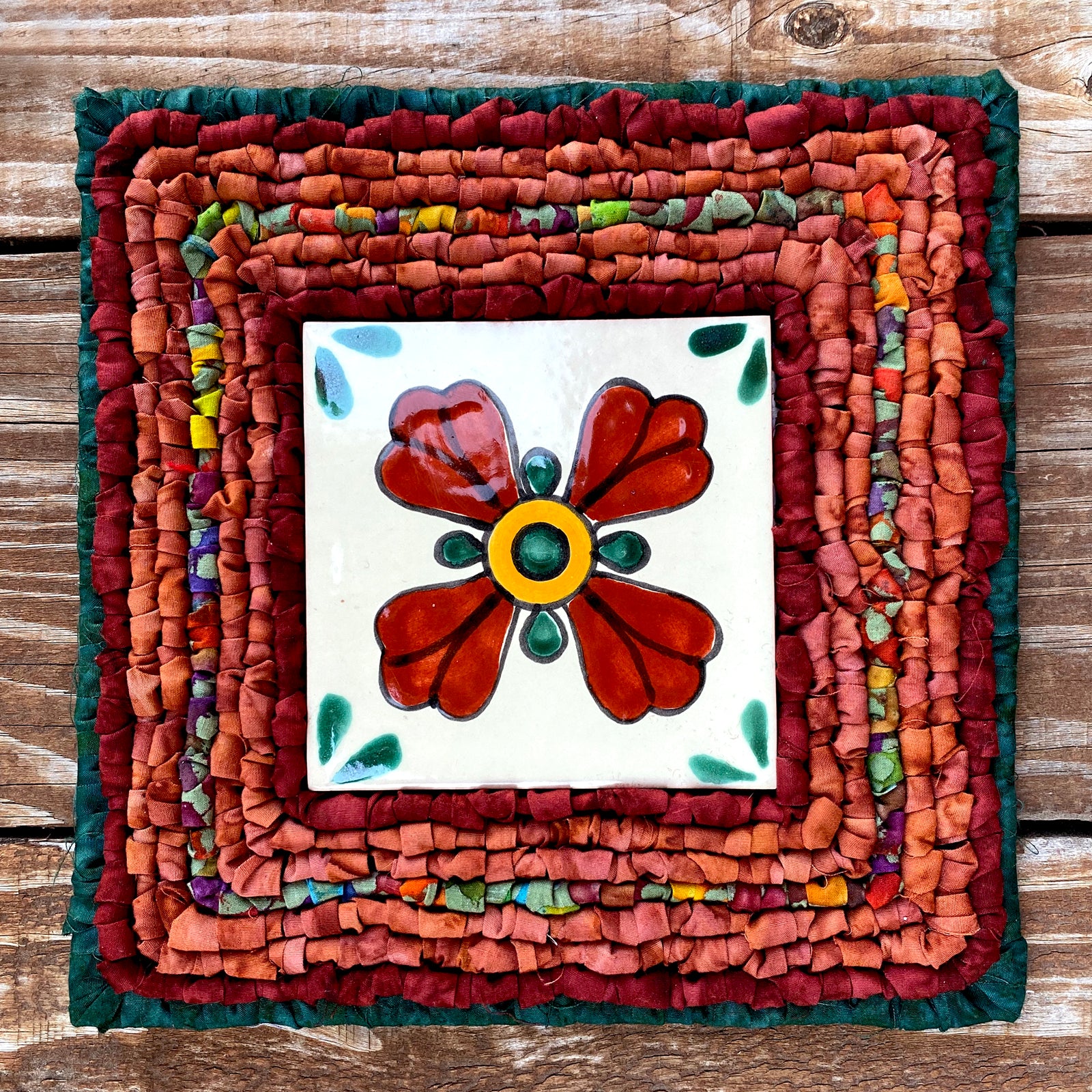Yuletide Trivet Locker Hooking Kit