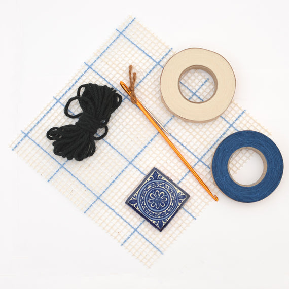 Locking Loops Book & Getting Started Kit - Alhambra